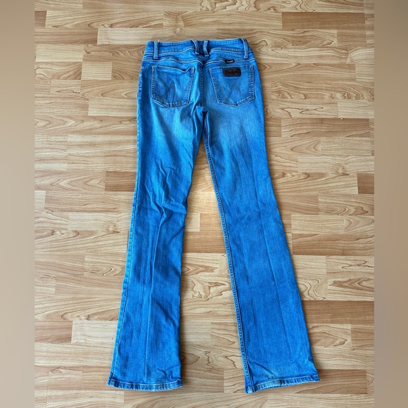 Wrangler Retro Mae Jeans - Picture 3 of 7